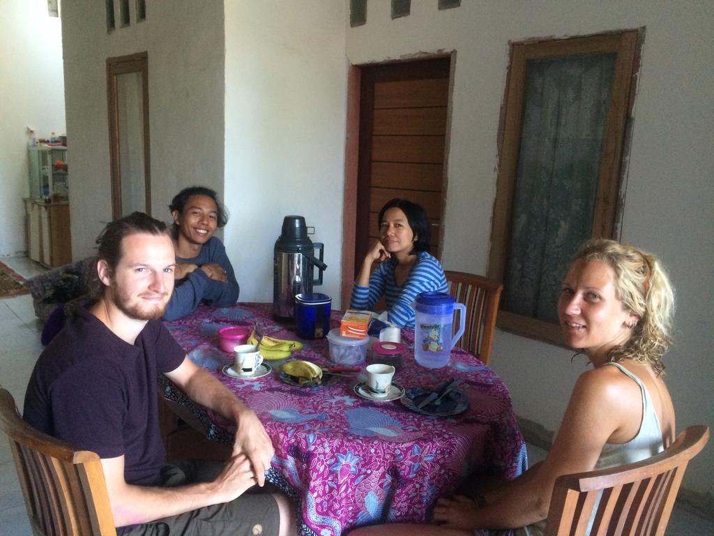 Jeges Homestay Senggigi Exteriör bild