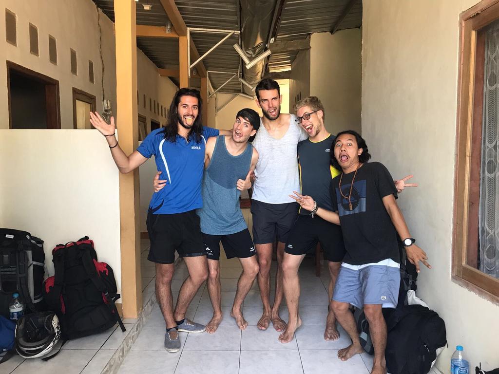 Jeges Homestay Senggigi Exteriör bild
