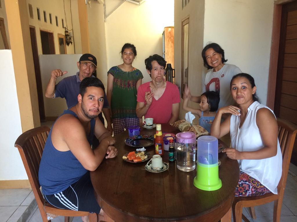 Jeges Homestay Senggigi Exteriör bild
