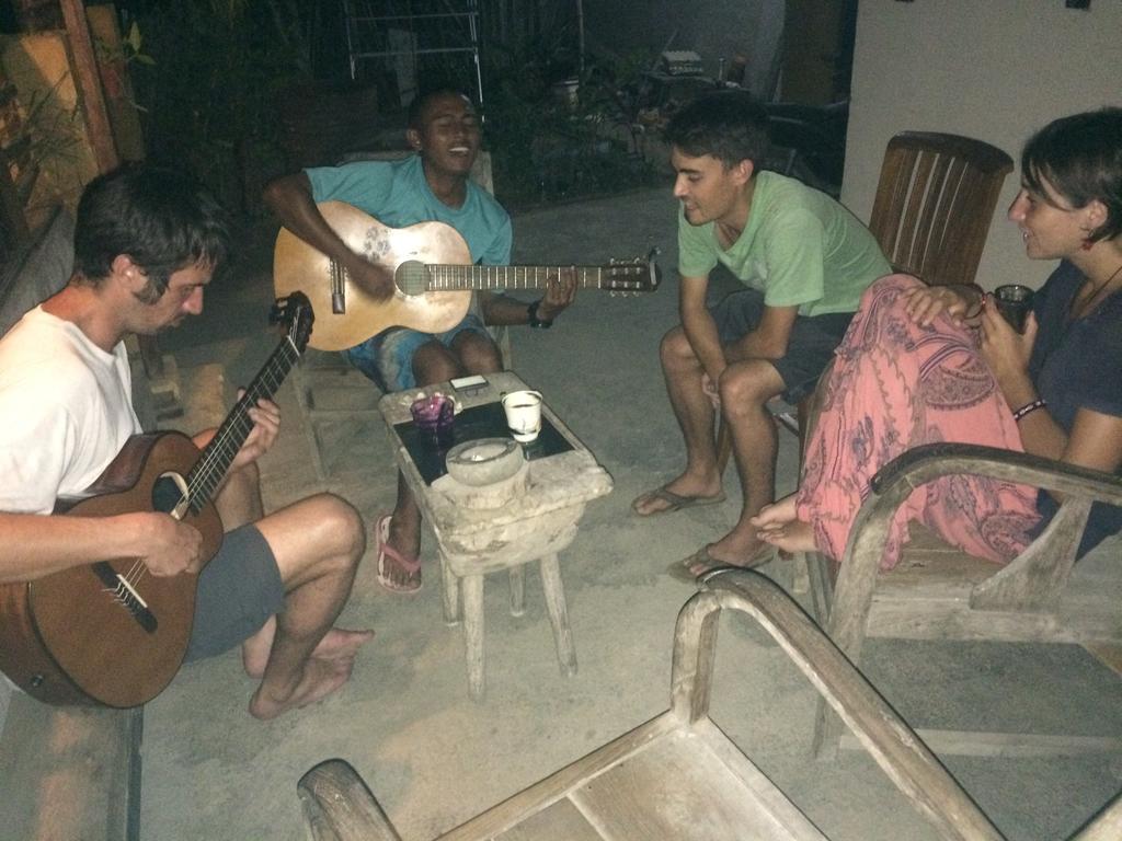 Jeges Homestay Senggigi Exteriör bild
